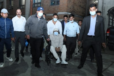  अध्यक्ष ओली अस्पतालबाट डिस्चार्ज 